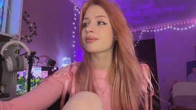 KathieGrierson live cam on Cam4