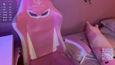 KathieGrierson live cam on Cam4