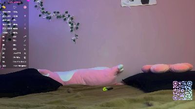 KathieGrierson live cam on Cam4
