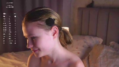 KathieHoster live cam on Cam4