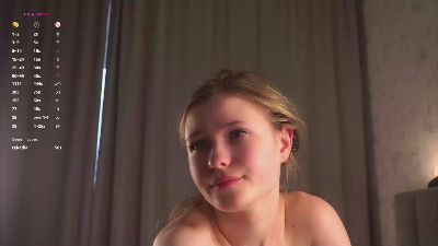 KathieHoster live cam on Cam4