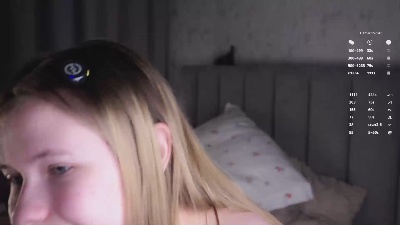 KathieHoster live cam on Cam4