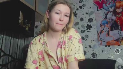 KathieHoster live cam on Cam4