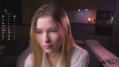KathieHoster live cam on Cam4