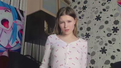 KathieHoster live cam on Cam4