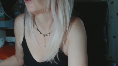 KathleenEdwards live cam on Cam4