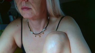 KathleenEdwards live cam on Cam4