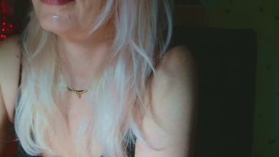 KathleenEdwards live cam on Cam4