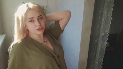 KathrinNitti live cam on Cam4