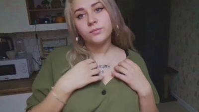 KathrinNitti live cam on Cam4