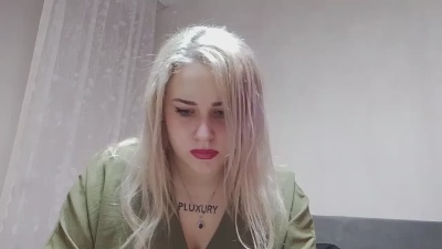 KathrinNitti live cam on Cam4