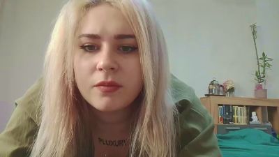 KathrinNitti live cam on Cam4
