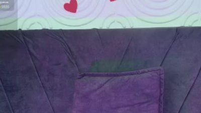 KatiaJoness live cam on Cam4