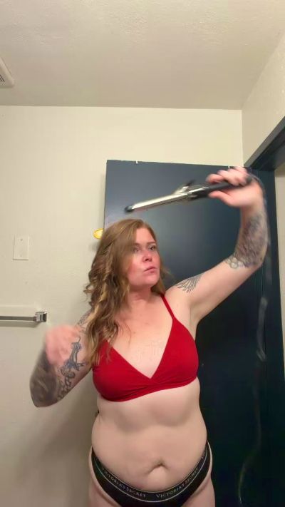 Katiegurl97 live cam on Cam4