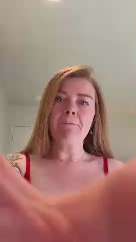 Katiegurl97 live cam on Cam4