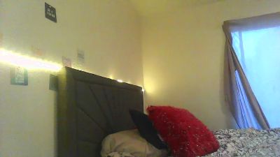 Katiegurl97 live cam on Cam4