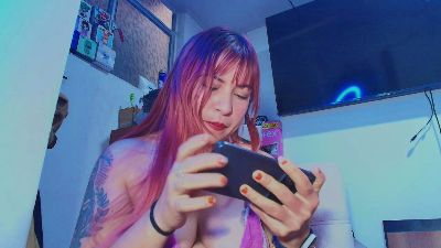 Katieskake25 live cam on Cam4