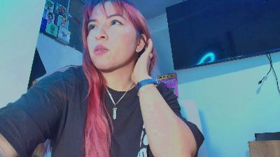 Katieskake25 live cam on Cam4