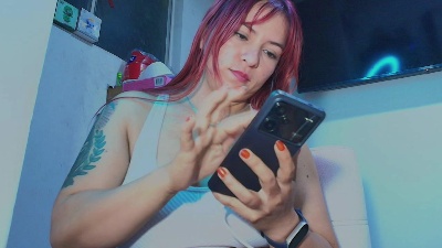 Katieskake25 live cam on Cam4