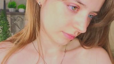 KatlynDoncaster live cam on Cam4