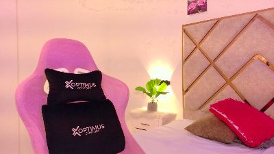 Katt_lover live cam on Cam4