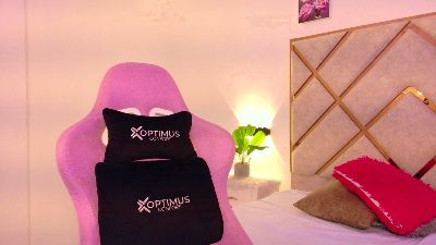 Katt_lover live cam on Cam4
