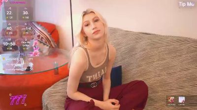 KatyMckennan live cam on Cam4