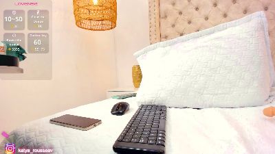 Katya_Rousseav live cam on Cam4