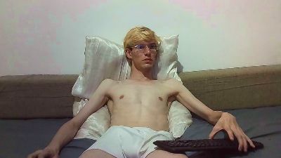 Kauan09 live cam on Cam4