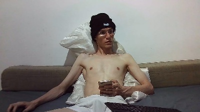 Kauan09 live cam on Cam4