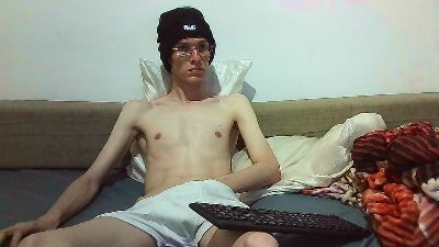 Kauan09 live cam on Cam4
