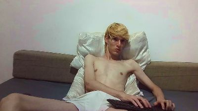 Kauan09 live cam on Cam4