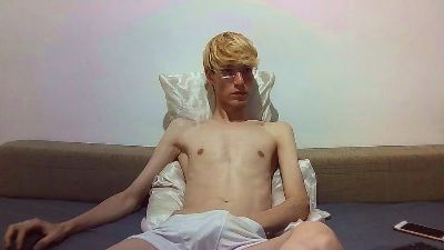 Kauan09 live cam on Cam4