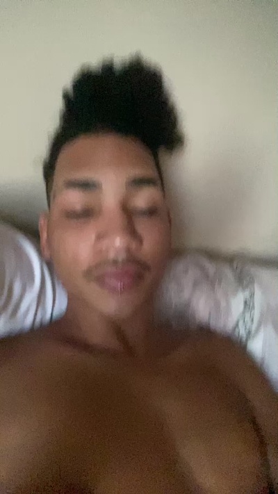Kauanovin live cam on Cam4