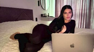 KayPeller live cam on Cam4