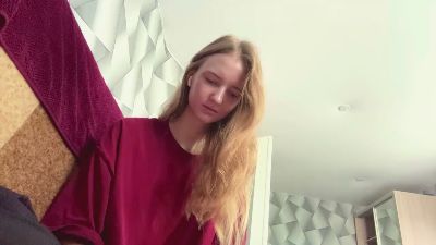 KayceLyndaker live cam on Cam4