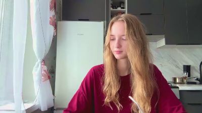 KayceLyndaker live cam on Cam4