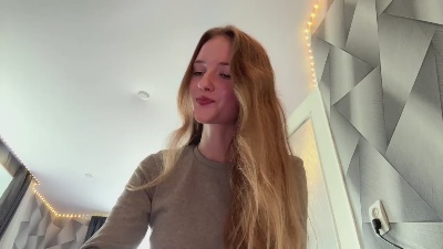 KayceLyndaker live cam on Cam4