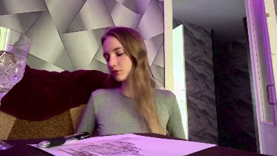 KayceLyndaker live cam on Cam4