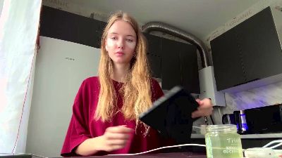 KayceLyndaker live cam on Cam4