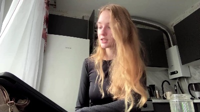 KayceLyndaker live cam on Cam4