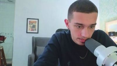 KaydenDrew live cam on Cam4