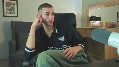 KaydenDrew live cam on Cam4