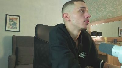 KaydenDrew live cam on Cam4