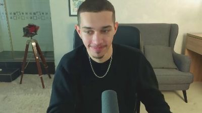 KaydenDrew live cam on Cam4