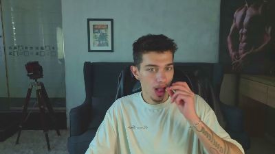 KaydenDrew live cam on Cam4