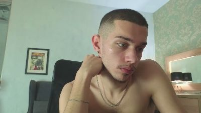 KaydenDrew live cam on Cam4