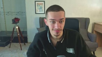 KaydenDrew live cam on Cam4