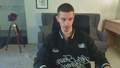 KaydenDrew live cam on Cam4