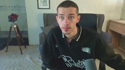 KaydenDrew live cam on Cam4